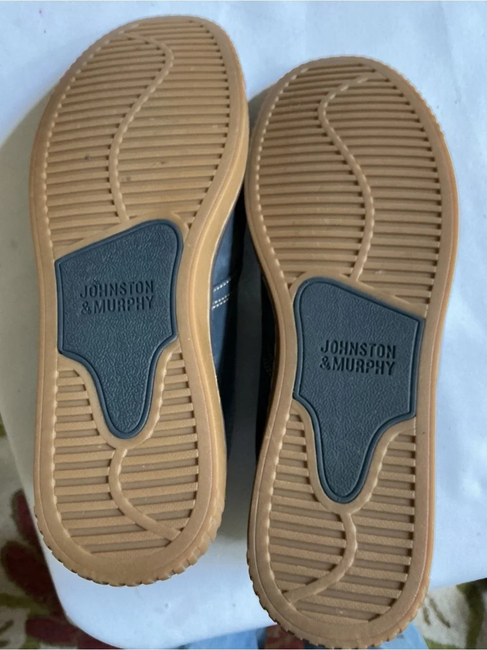 Johnston & Murphy classic chukka